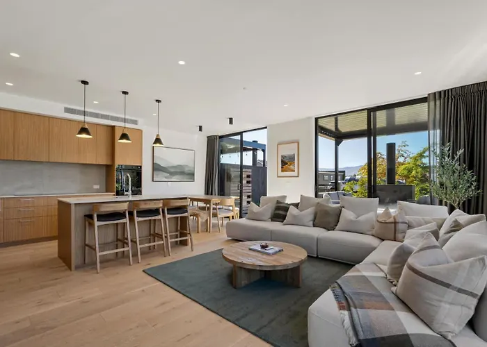 Alpine Luxury Northlake *