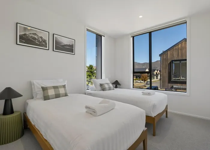 Alpine Luxury Northlake Wanaka